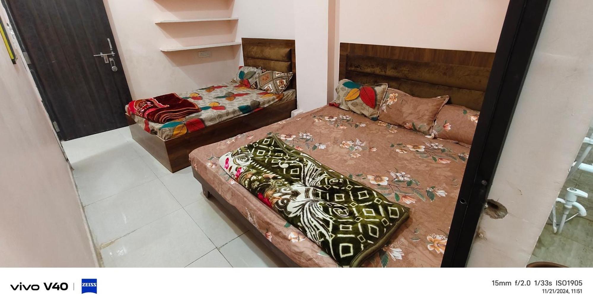 Deviksha Home Stay Ujjain Exterior foto